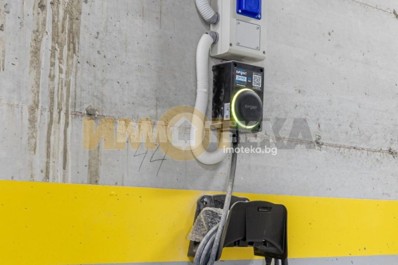 Продава МНОГОСТАЕН, гр. Варна, к.к. Св.Св. Константин и Елена, снимка 13 - Апартаменти - 52198484