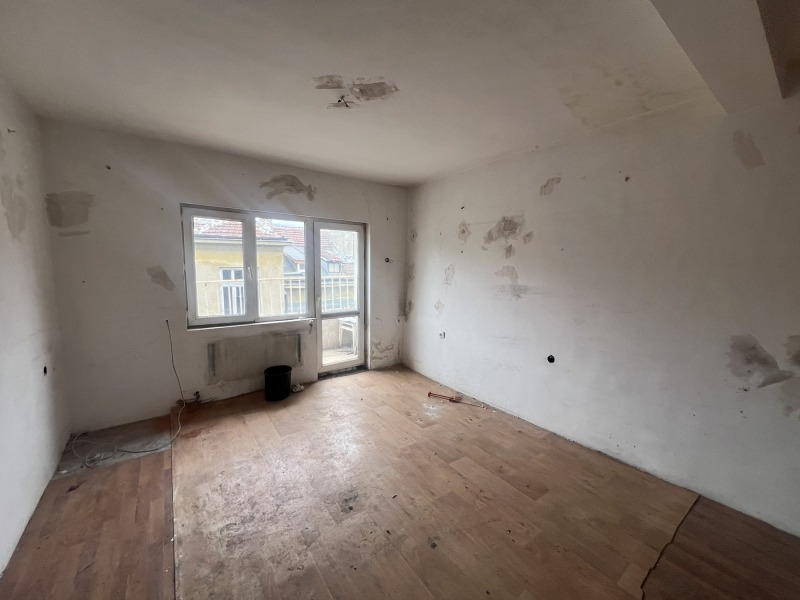 Продава АТЕЛИЕ, ТАВАН, гр. София, Център, снимка 3 - Апартаменти - 53562586