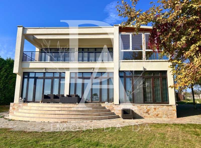 Продава  Къща, област Добрич, с. Топола •  260 000 EUR • ID 39109191 — holmes.bg - [1] 