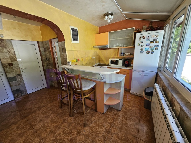 Myytävänä  Talo Sofia , Žiten , 265 neliömetriä | 84366858 - kuva [13]