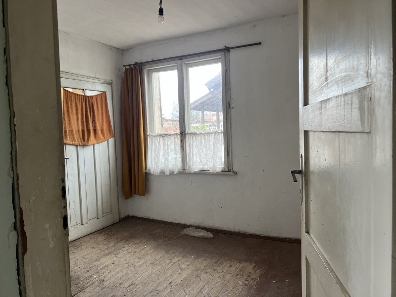 Продава КЪЩА, гр. Брезник, област Перник, снимка 5 - Къщи - 53037163