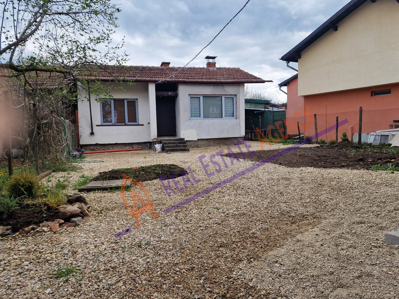 Продава КЪЩА, с. Извор, област Перник, снимка 9 - Къщи - 50808595