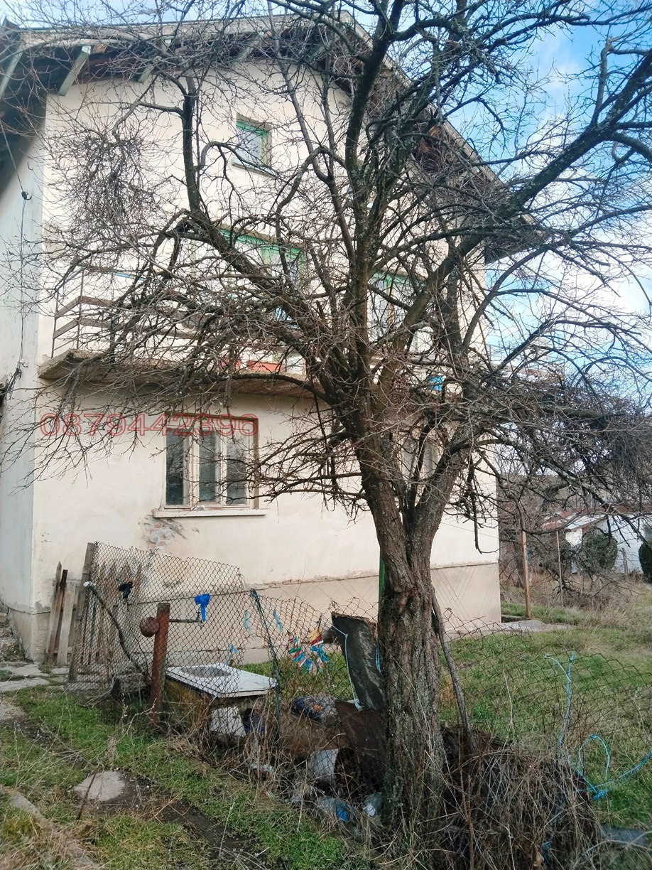 Продава КЪЩА, с. Расник, област Перник, снимка 2 - Къщи - 53776892