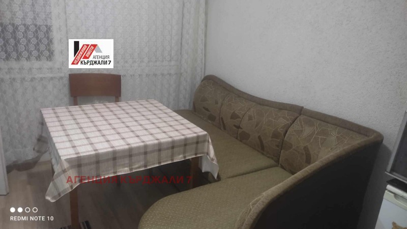 Продава  2-стаен град Кърджали , Възрожденци , 48 кв.м | 85123504 - изображение [5]