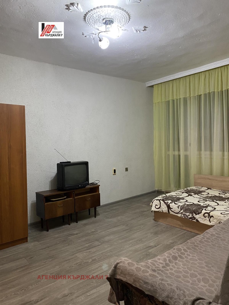Продава  2-стаен град Кърджали , Възрожденци , 48 кв.м | 85123504 - изображение [4]