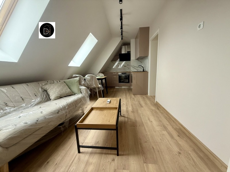 Продава 3-СТАЕН, гр. Пловдив, Кючук Париж