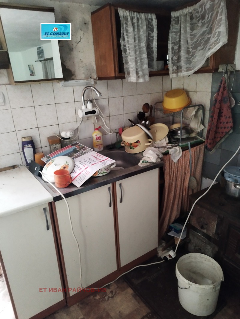 Продава КЪЩА, с. Новоселяне, област Кюстендил, снимка 10 - Къщи - 53600565