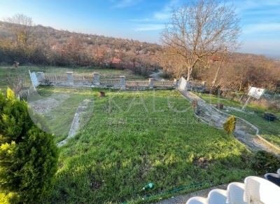 Продава КЪЩА, с. Горен чифлик, област Варна, снимка 6 - Къщи - 52834342