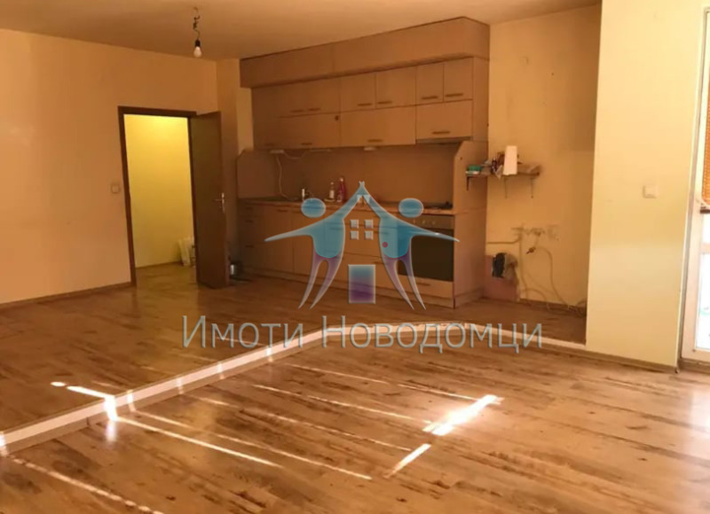 Продава 3-СТАЕН, гр. Шумен, Пожарната, снимка 1 - Aпартаменти - 47409176