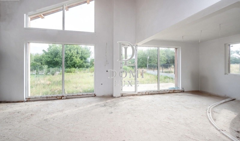 Продава КЪЩА, гр. София, с. Житен, снимка 4 - Къщи - 52314802