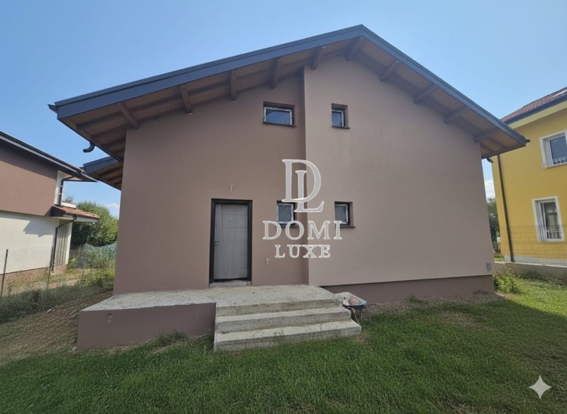 Продава КЪЩА, гр. София, с. Житен, снимка 2 - Къщи - 52314802