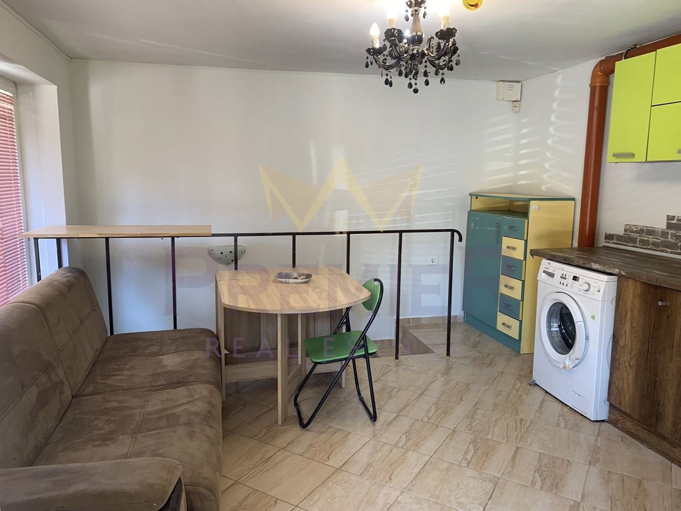 Продава 1-СТАЕН, гр. Варна, Колхозен пазар, снимка 2 - Апартаменти - 54922210