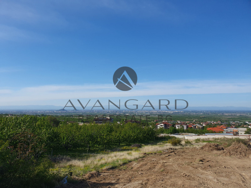 Продава ПАРЦЕЛ в област Пловдив, с. Брестник - 900 кв.м / 119 999 € » 234 697.64 лв., АВАНГАРД РИЪЛ ЕСТЕЙТ