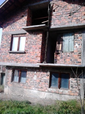 Hus Vidritsa, region Pernik 2