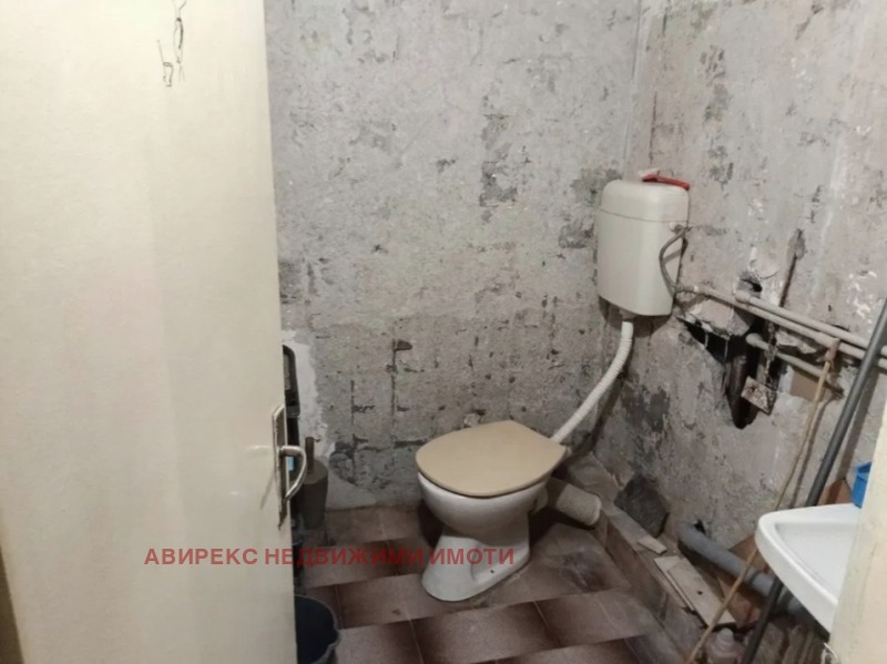En venta  2 dormitorios Plovdiv , Kyuchuk Parizh , 68 metros cuadrados | 78155476 - imagen [2]