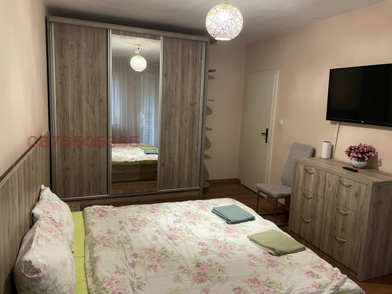 Продава 3-СТАЕН, гр. Плевен, Идеален център, снимка 7 - Апартаменти - 53021263