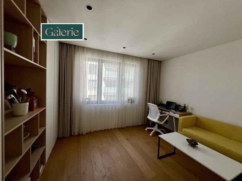 Myytävänä  3+ makuuhuone Sofia , Krastova vada , 181 neliömetriä | 61481458 - kuva [15]