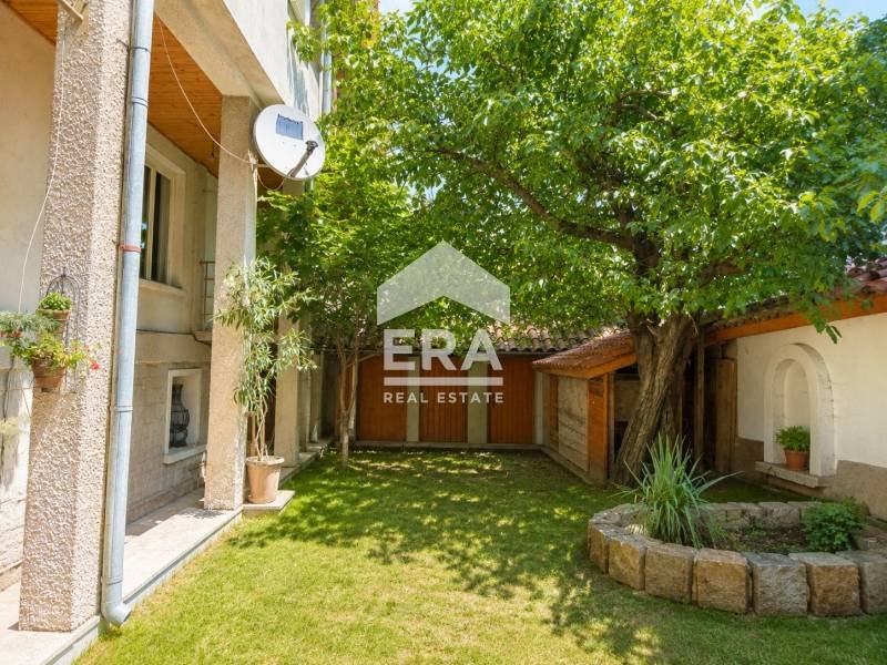 Продава ЕТАЖ ОТ КЪЩА, гр. София, Павлово, снимка 16 - Етаж от къща - 55199278