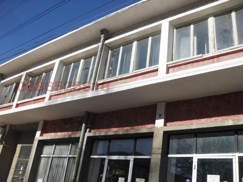 Продава ХОТЕЛ, с. Овча могила, област Велико Търново, снимка 3 - Хотели - 52785409