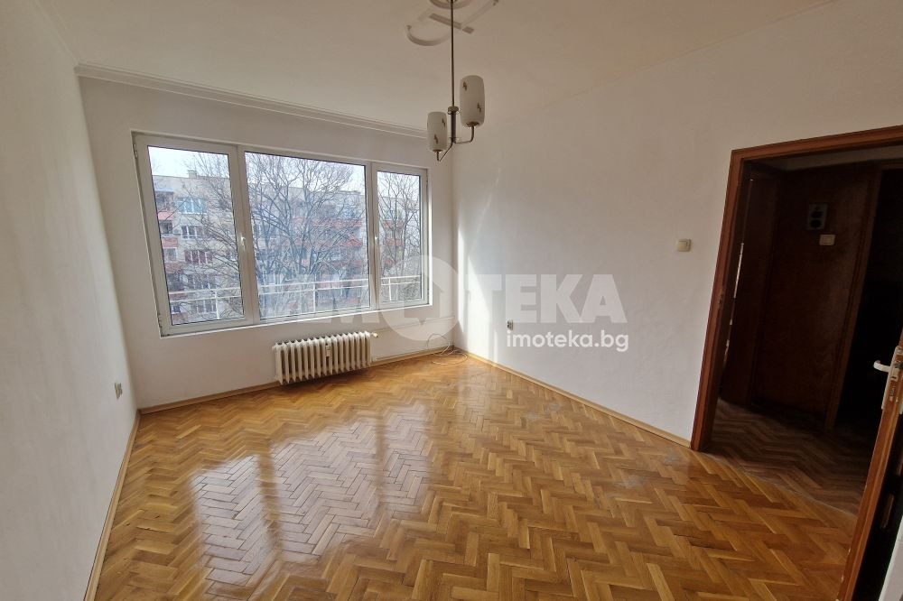 Продава 2-СТАЕН, гр. София, Борово