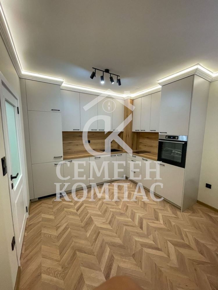 Продава 2-СТАЕН, гр. Пловдив, Кючук Париж