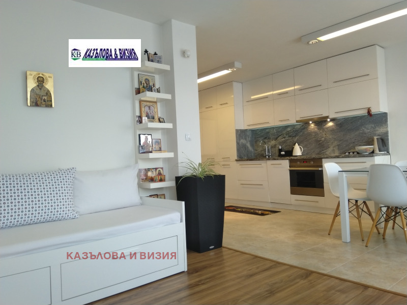 Продава  3-стаен град Варна , Център , 120 кв.м | 54904763