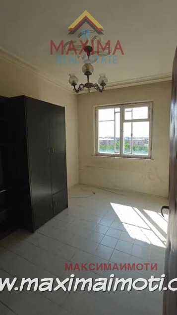 Продава  3-стаен, град Пловдив, Кючук Париж •  109 998 EUR • ID 57184401 — holmes.bg - [1] 