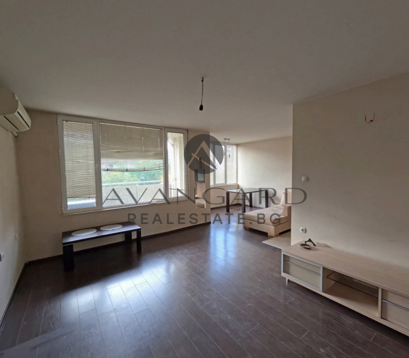 Продава 3-СТАЕН, гр. Пловдив, Кючук Париж, снимка 2 - Апартаменти - 52815322