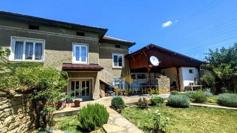 For Sale  House region Veliko Tarnovo , Lesicheri , 150 sq.m | 28141067