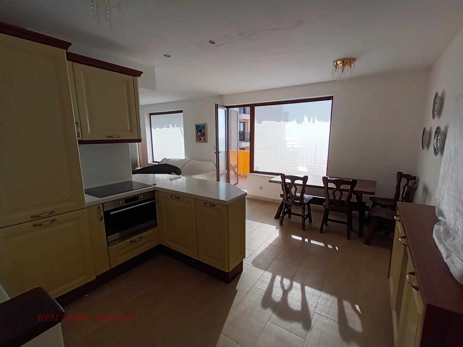 Продава 3-СТАЕН, гр. Балчик, област Добрич, снимка 3 - Апартаменти - 54599724