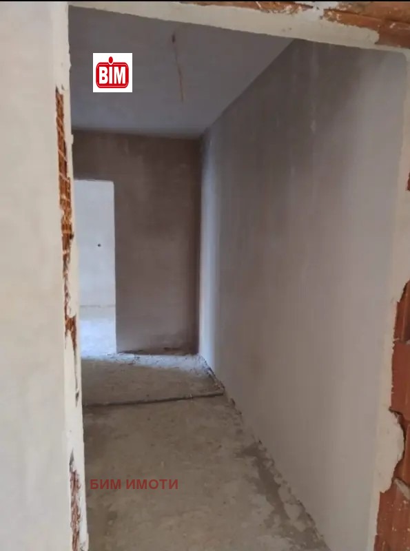 Продава 1-СТАЕН, гр. Пловдив, Южен, снимка 2 - Апартаменти - 53206971