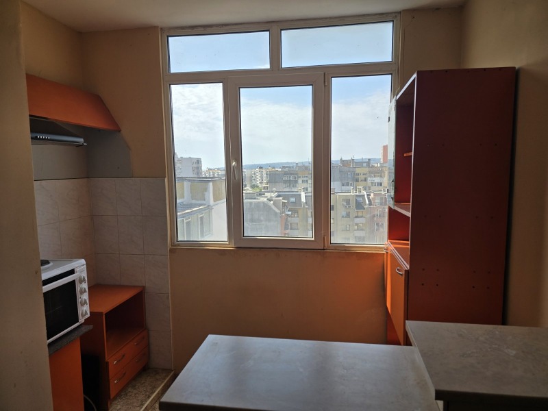 Продава 3-СТАЕН, гр. Варна, Левски 2, снимка 2 - Апартаменти - 52615500