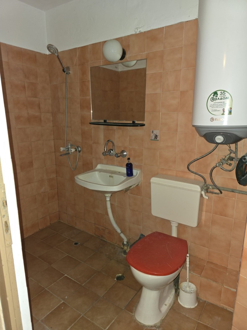 Продава 3-СТАЕН, гр. Варна, Левски 2, снимка 13 - Апартаменти - 52615500