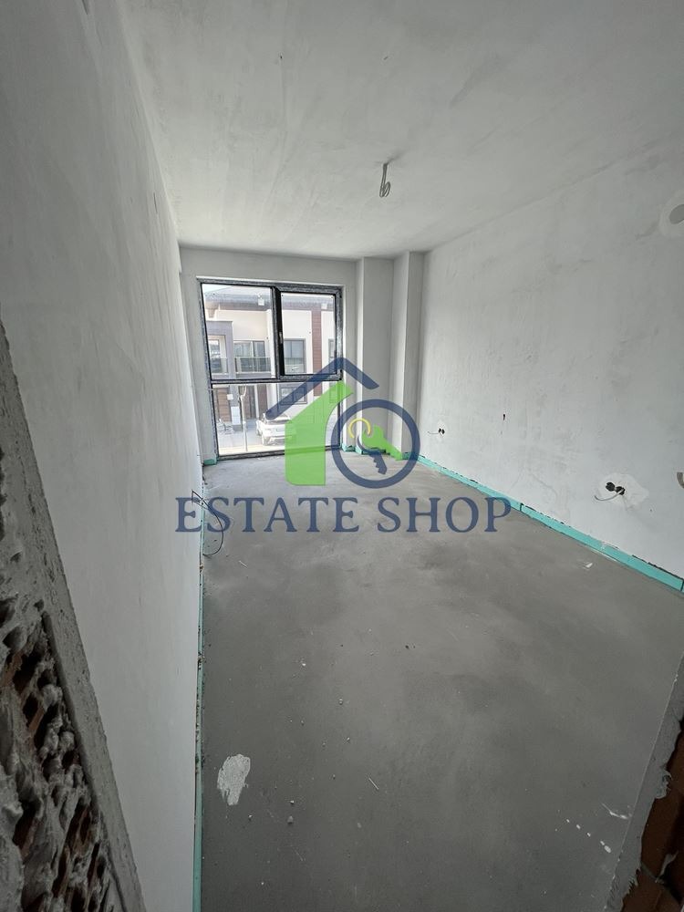 Te koop  Huis Plovdiv , Ostromila , 278 m² | 79729323 - afbeelding [2]