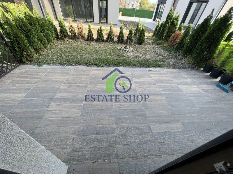 Te koop  Huis Plovdiv , Ostromila , 278 m² | 79729323 - afbeelding [11]