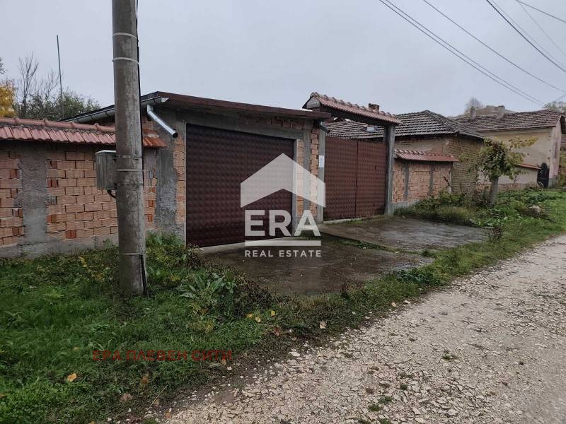 Продава КЪЩА, с. Сухаче, област Плевен, снимка 2 - Къщи - 52452093