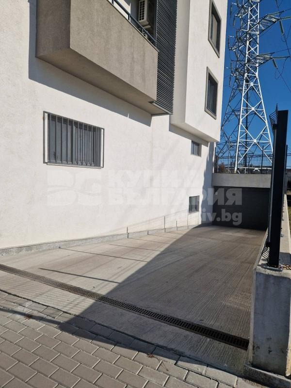 Продава ГАРАЖ, ПАРКОМЯСТО, гр. Варна, Трошево, снимка 3 - Гаражи и паркоместа - 55925432