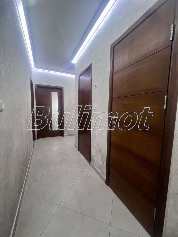 In vendita  2 camere da letto Varna , k.k. Sv.Sv. Konstantin i Elena , 120 mq | 91432594 - Immagine [8]