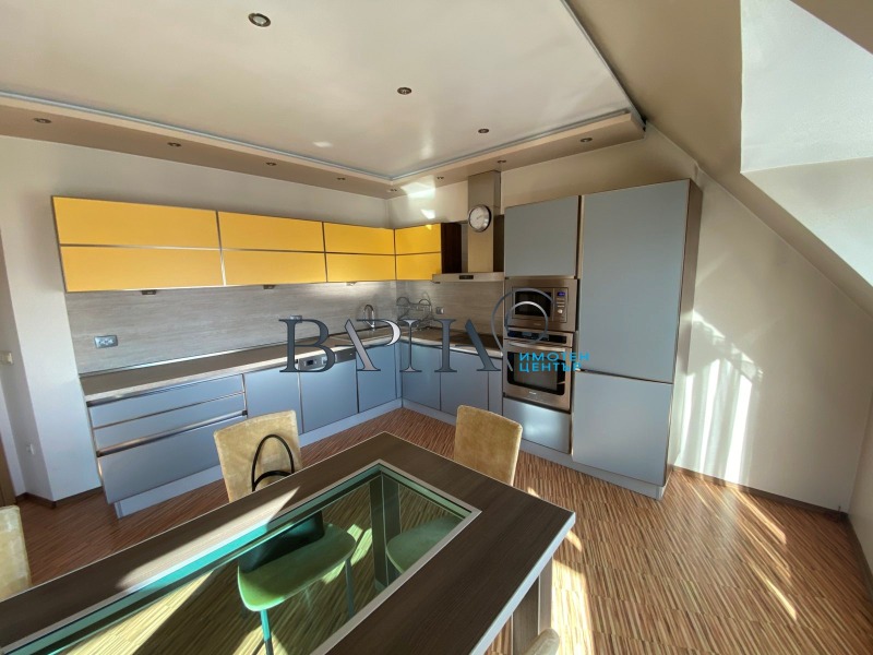 Продава 4-СТАЕН, гр. Варна, Център, снимка 2 - Апартаменти - 53103441