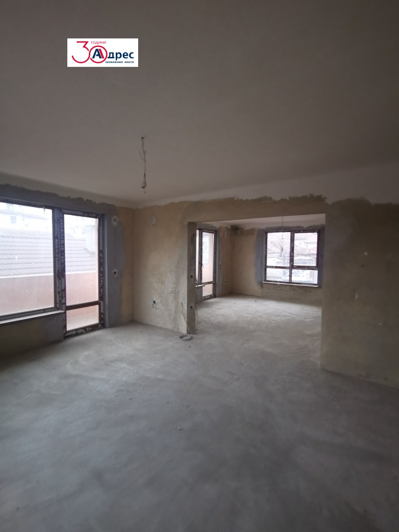 Продава  Многостаен, град Добрич, Свети Георги •  235 500 EUR • ID 12722866 — holmes.bg - [1] 