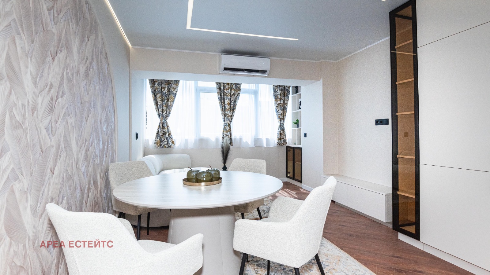 Продава 3-СТАЕН, гр. Бургас, Изгрев, снимка 2 - Апартаменти - 54947175