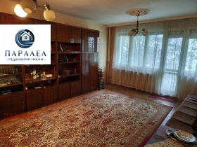 Продава  4-стаен, град Добрич