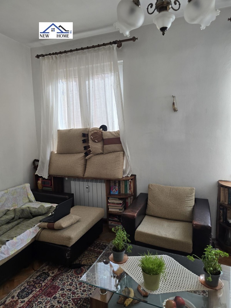 Продава 2-СТАЕН, гр. София, Център