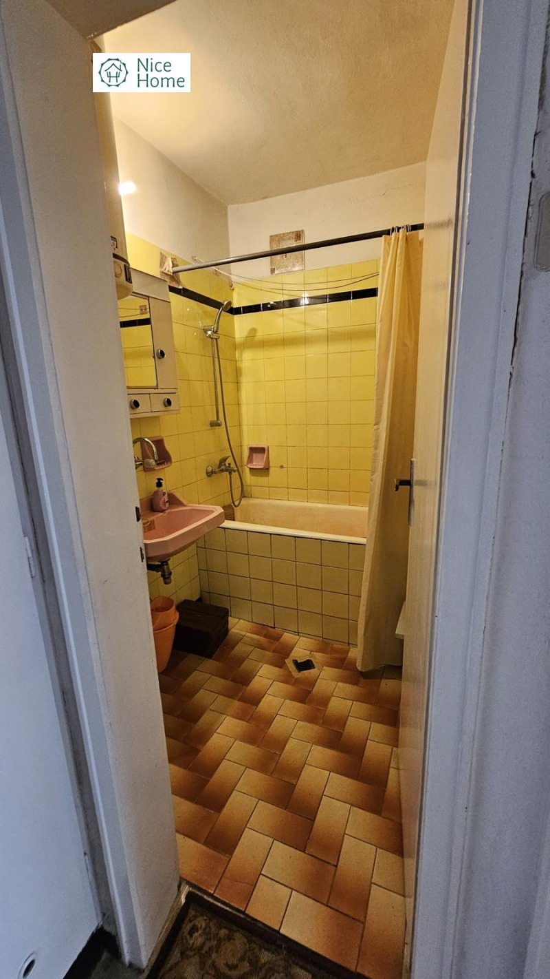 Te koop  2 slaapkamers Sofia , Iztok , 105 m² | 88727165 - afbeelding [11]