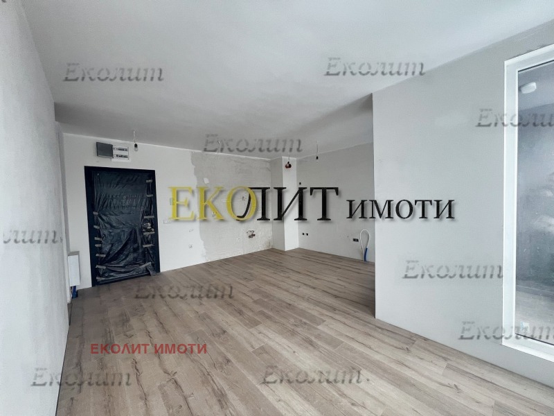 Продава МНОГОСТАЕН, гр. София, Надежда 1, снимка 2 - Апартаменти - 53243534
