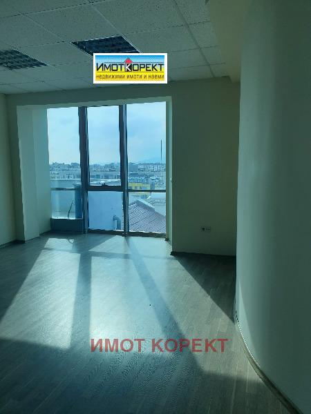 Продава  Офис град Пазарджик , Идеален център , Общината, 58 кв.м | 61498884 - изображение [8]