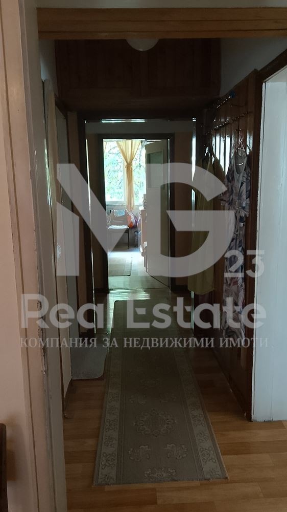 Продава ЕТАЖ ОТ КЪЩА, гр. Пловдив, Въстанически, снимка 6 - Етаж от къща - 56113575