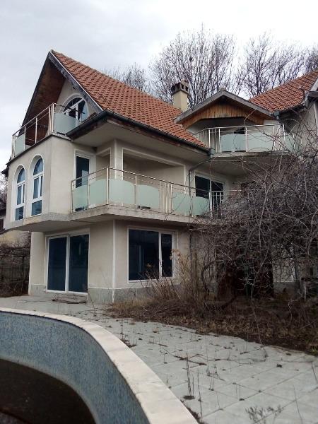 Продава  Къща град Варна , м-т Ален мак , ул.Самодивска поляна, 385 кв.м | 75388073