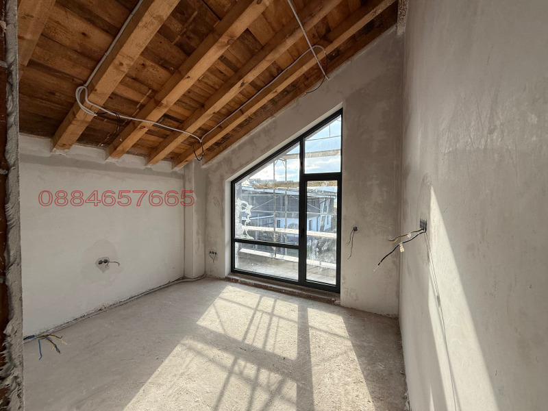 Продава КЪЩА, с. Равно поле, област София област, снимка 11 - Къщи - 52702895