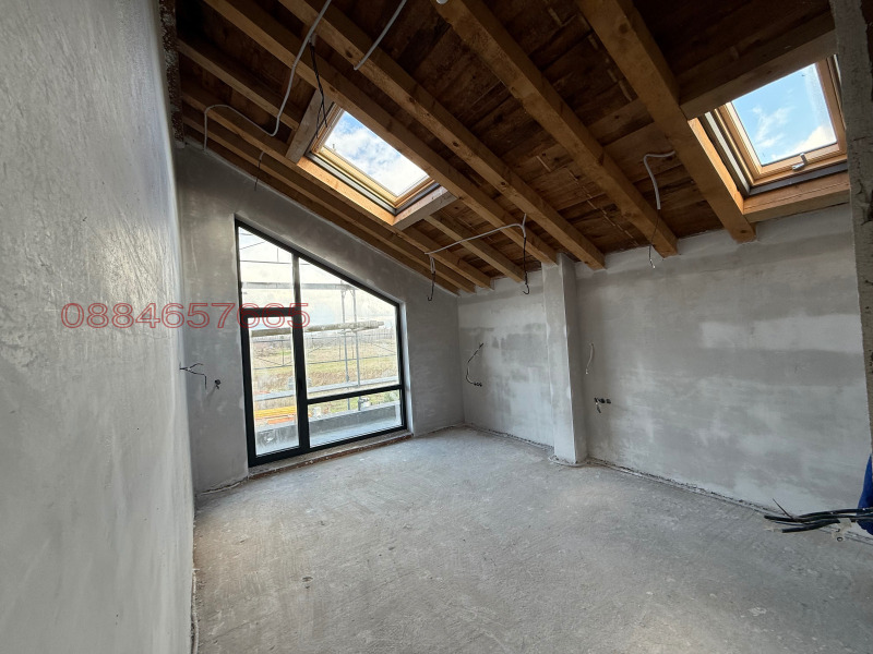 Продава КЪЩА, с. Равно поле, област София област, снимка 10 - Къщи - 52702895